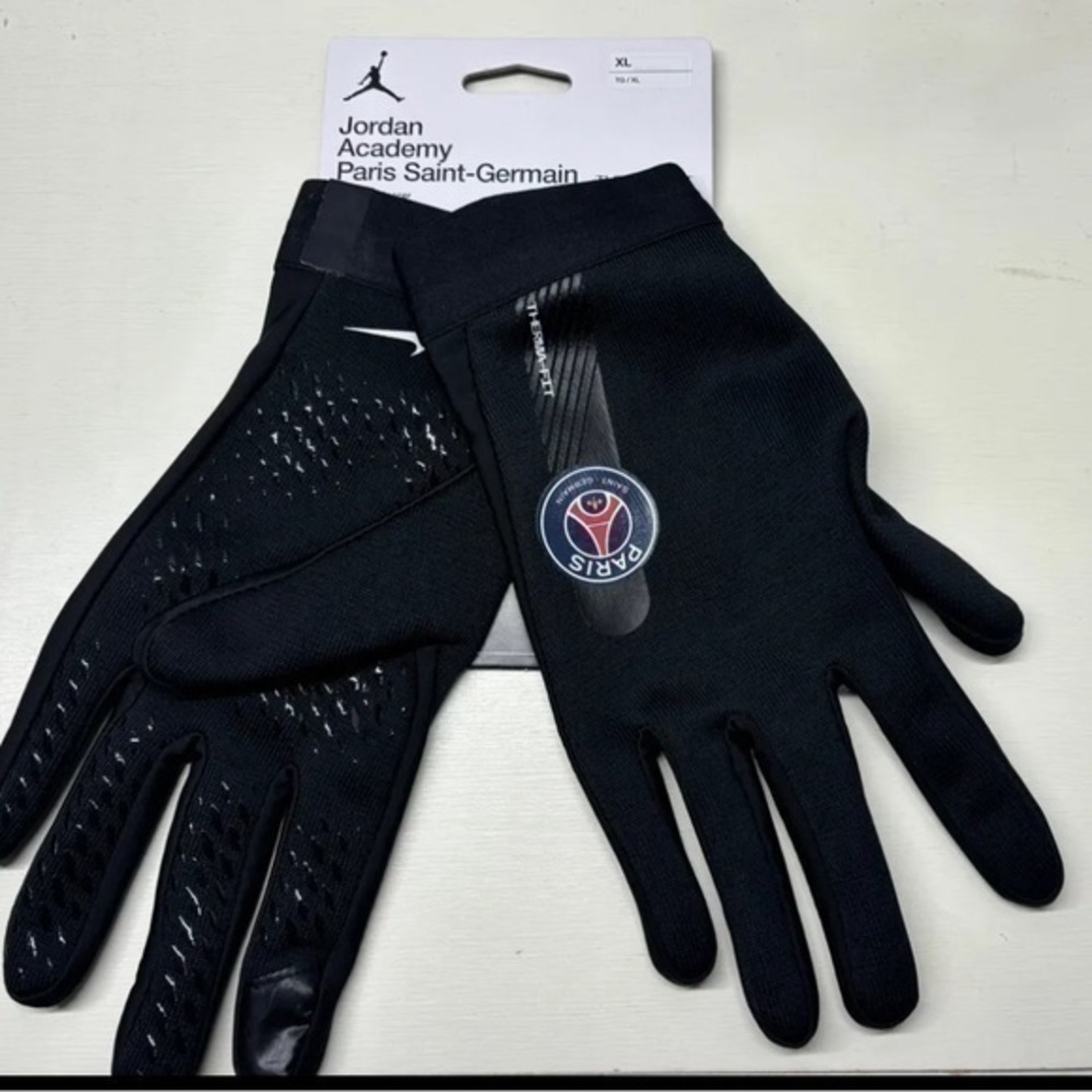 Jordan Academy Paris Saint-Germain Size XL Soccer Gloves Black Therma DV3249-010 - Picture 1 of 3